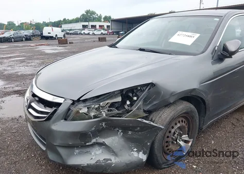 2011 Honda Accord 2.4 Lx из США, поврежденный, VIN 1HGCP2F34BA032065